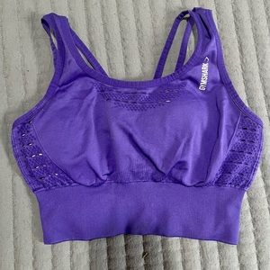 Size small Gymshark crop top!